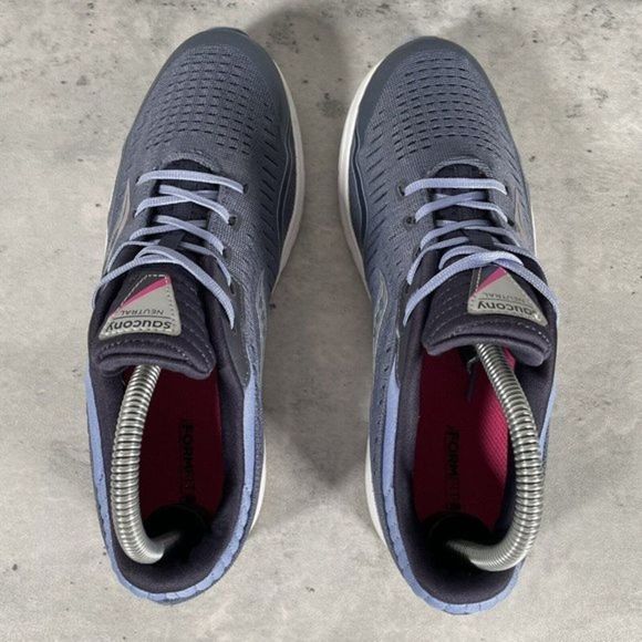 Saucony Womens‎ Kinvara 11 Blue Running Shoes Sneakers Size 5.5 ~ SK162424 EUC - Picture 4 of 7